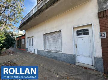PH · 225m² · 5 Ambientes · 1 Cochera · PH en Carapachay