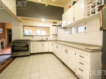 Casa · 130m² · 5 Ambientes · Casa de 3 Dorm. en Barranquitas