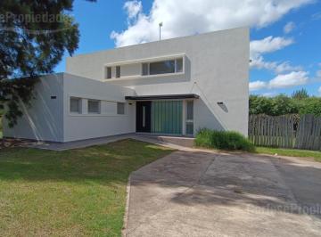 Casa · 199m² · 5 Ambientes · Casa en Venta en San Matias