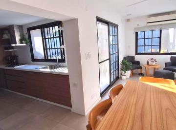 Casa · 150m² · 5 Ambientes · 1 Cochera · Casa Al Frente Pb en Venta, Calle Urquiza Al 3600, Totalmente Reciclada Nueva! con Patio y Terraza