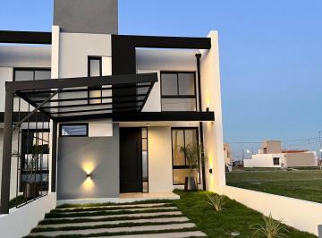 PH · 134m² · 3 Dormitorios · 2 Cocheras · Duplex en Quebradas de Manantiales