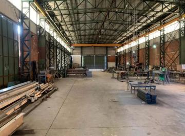 Bodega-Galpón · 2700m² · 10 Cocheras · Nave Industrial - Pablo Nogues