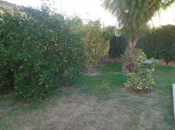 Casa · 250m² · 7 Ambientes · 3 Cocheras · Venta de Casa