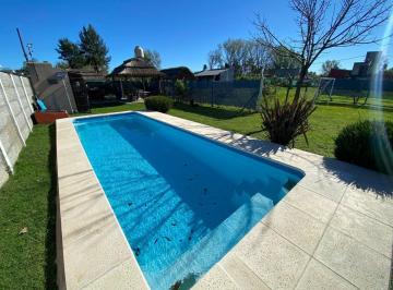 Casa · 27m² · 1 Ambiente · 2 Cocheras · Monoambiente Pileta Parrilla General Rodríguez
