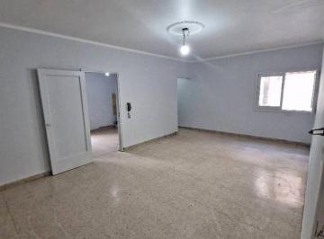 Departamento de 4 ambientes, Ciudad de Mendoza · Departamento en Venta