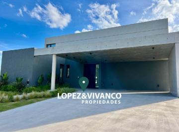 Casa de 5 ambientes, Pilar · Venta Casa en Pilar, La Calesa, Pilará. Vista a La Cancha de Golf!
