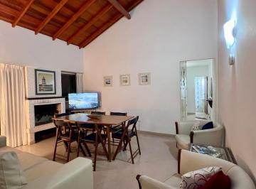 Departamento de 6 ambientes, Pinamar · Av de Las Tres Carabelas y Av del Libertador