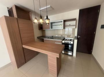 Departamento · 70m² · 3 Ambientes · 1 Cochera · Alquiler Anual. Depto 2 Dorm, 2 Baños, Balcón y Cochera. Céntrico.
