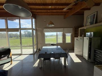 Casa · 95m² · 3 Ambientes · 3 Cocheras · Casa en Chacras del Paraná