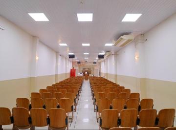 Local comercial · 600m² · 13 Ambientes · Local Comercial Sobre Agraciada, Paso Molino
