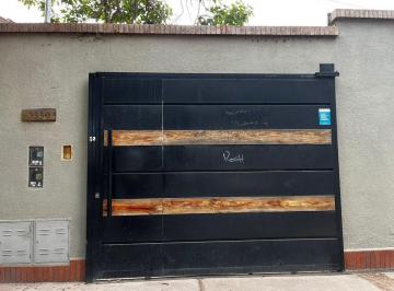 Casa · 66m² · 3 Ambientes · 1 Cochera · Venta Casa/departamento en Guaymallén