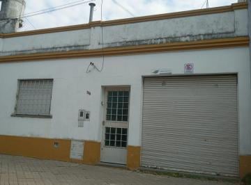 Casa · 167m² · 3 Ambientes · 1 Cochera · Casa en Venta 2 Dorm.