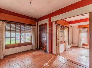 Casa · 176m² · 7 Ambientes · 1 Cochera · Venta Casa 3 Dorm. en Pando con Gran Terreno