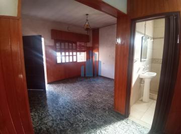 Casa · Venta Casa con Cochera y Piscina en Derqui, Pilar