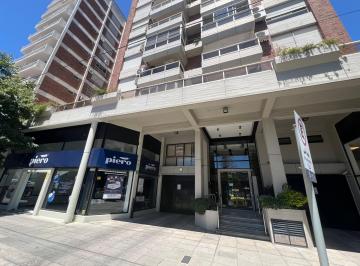 Departamento de 4 ambientes, San Isidro · Martinez: Único Depto de 90 m² Cubiertos. 4 Ambientes Cocina. Calefaccion Central