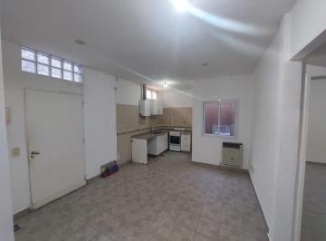 PH de 3 ambientes, Parque Patricios · Alquiler PH 3 Ambientes en Parque Patricios 57 m²