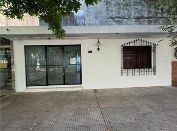 Local comercial · 38m² · Locales - a La Calle - Macrocentro, Resistencia