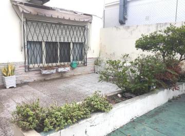 Casa · 105m² · 3 Ambientes · 3 Cocheras · Casa en Venta - Lote Propio - Apto Credito