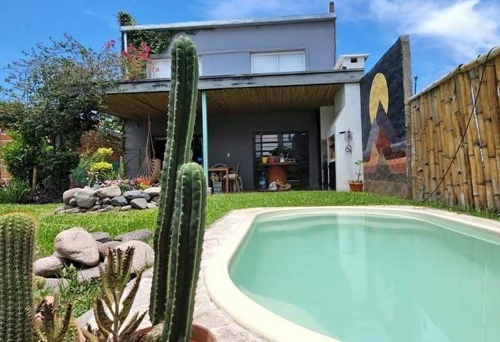 Casa · 250m² · 3 Ambientes