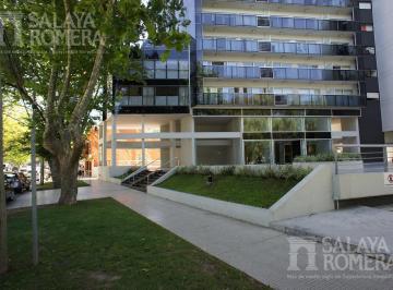 Departamento · 45m² · 2 Ambientes · 1 Cochera · Vte Lopez, Olivos - Departamento en Alquiler 2 Amb C/coch - Vista Al Río!