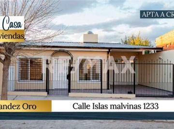 Casa · 259m² · 6 Ambientes · 2 Cocheras · Venta Casa 3 Dorm. C/pileta Cub. y Quincho - F. Oro