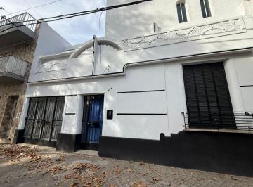 Casa de 6 ambientes, Rosario · Dos Plantas - Cuatro Dorm. - Patio - Balcon – Terraza - Parrillero