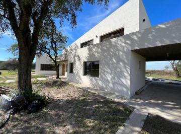 Foto · Casa en Venta Valle del Golf Tres Dorm. y Piscina