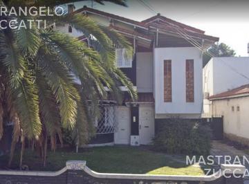 Casa · 150m² · 3 Ambientes · 2 Cocheras · French 225 - Banfield Oeste