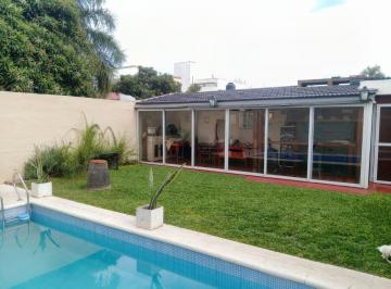Casa de 9 ambientes, Córdoba · Apto Credito - Casa en Alto Verde