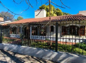 Casa de 5 ambientes, Córdoba · Casa con 450 m² de Terreno y 3 Dorm. en Venta en San José