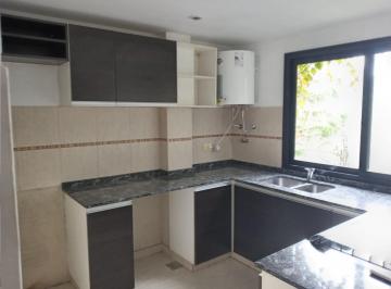 Departamento · 66m² · 3 Ambientes · 1 Cochera · Departamento Tres Ambientes Cochera Alquiler Bernal Centro