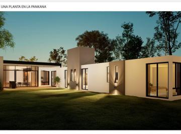 Casa · 370m² · 8 Ambientes · 2 Cocheras · Venta Casa 3 Dorm Planta Baja a Estrenar La Pankana