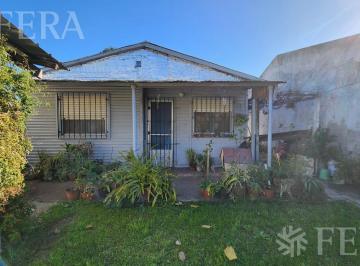 Casa · 52m² · 3 Ambientes · 1 Cochera · Venta Casa de 3 Ambientes con Cochera en San Francisco Solano