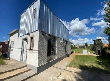 Quinta vacacional · 137m² · 4 Ambientes · 2 Cocheras · Casaquinta Lagos del Leyes