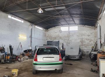 Bodega-Galpón · 259m² · 1 Dormitorio · 6 Cocheras · Vendo Galpon Bº San Vicente 259 m² Cub Corrientes 3042 Escritura