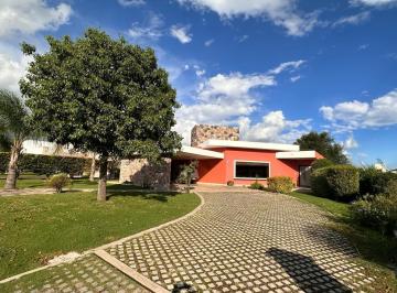 Casa · 303m² · 3 Dormitorios · 2 Cocheras · Country La Arbolada Hollywood Planta Baja 3 Dorm.