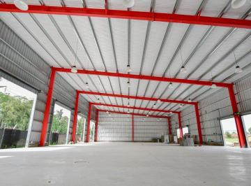 Bodega-Galpón · 500m² · Galpon Divisible/ Locales a La Enta en La Plata
