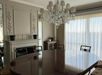 Departamento · 295m² · 5 Ambientes · 1 Cochera · Hermoso Departamento en Alquiler en Palermo con Amplia Vista
