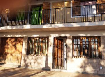 Casa de 8 ambientes, Maipú · Venta de Casa + Monoambiente - en Gutierrez, Maipú