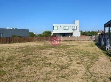 Terreno · 438m² · Terreno Lote en Venta en San Ramón, Pilar del Este, Pilar