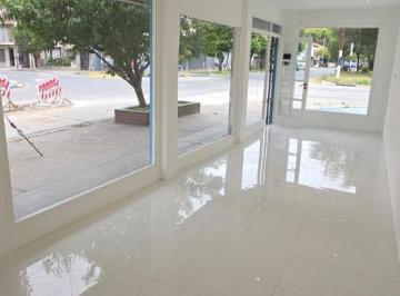 Local comercial · 27m² · 1 Ambiente · Local en Venta en Esquina a Estrenar