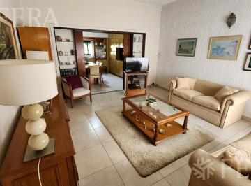 Casa · 100m² · 4 Ambientes · 1 Cochera · Venta Casa de 4 Ambientes con Cochera y Jardin en Ezpeleta