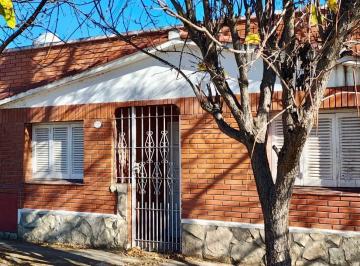 Casa de 3 ambientes, Coronel Rosales · Punta Alta - Casa en Venta