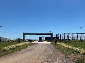 Terreno · 1m² · Parque Industrial Punto E53 Lote en Venta Unquillo