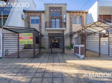 PH · 120m² · 4 Ambientes · 1 Cochera · Venta PH en Haedo (Barrio Guemes) Apto Credito