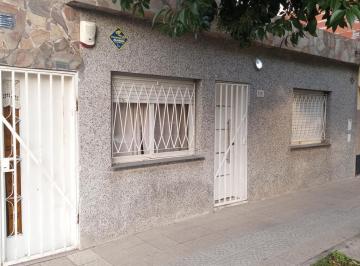 Casa · 72m² · 6 Ambientes · Casa en Barrio Belgrano