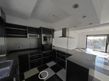 Departamento · 58m² · 3 Ambientes · 1 Cochera · Depto 3 Amb 62 m², con Cochera.