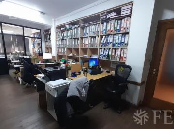 Oficina comercial · 207m² · 4 Ambientes · Venta de Oficina en Monserrat