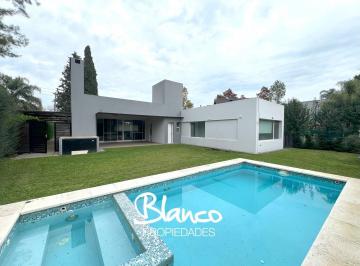 Casa · 145m² · 4 Ambientes · 2 Cocheras · Casa en Venta en Mapuche Country Club, Pilar, G. B. a. Zona Norte