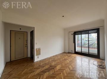Departamento · 50m² · 3 Ambientes · Venta Departamento 3 Ambientes con Balcón en San Telmo
